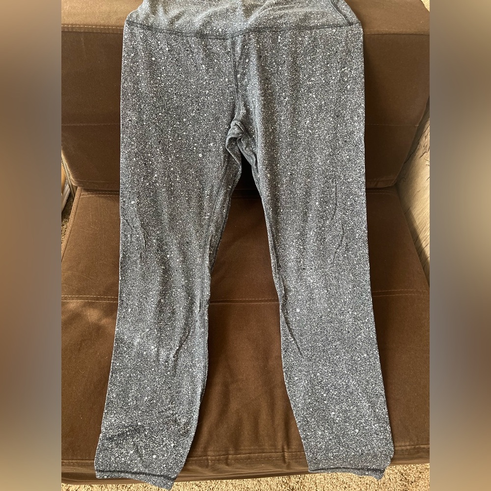Super cute Lululemon leggings